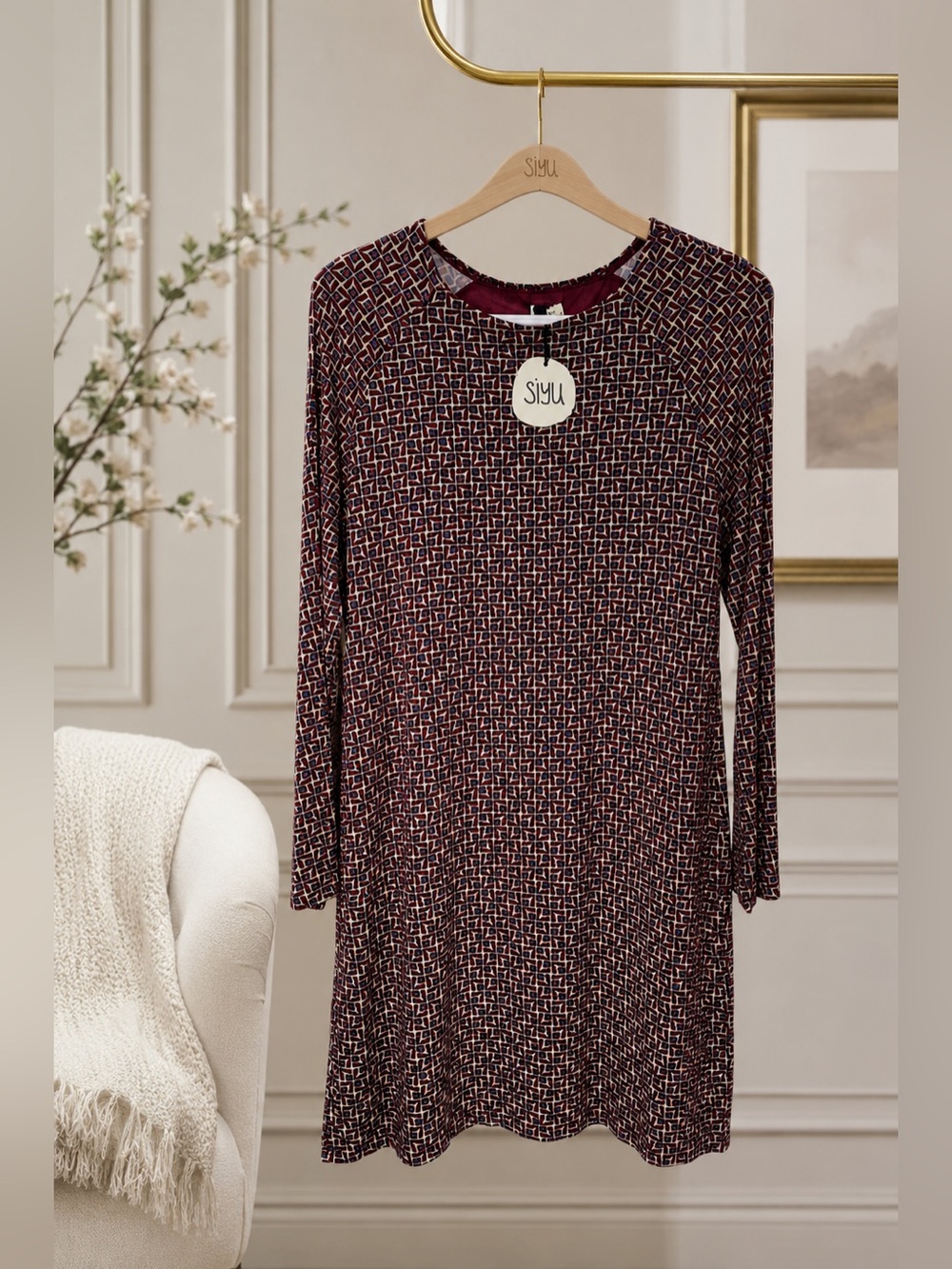 Siyu | Burgundy Geometric Long-Sleeve Midi Dress
